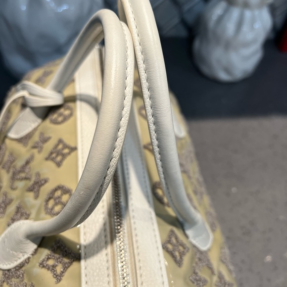 Louis Vuitton monogram bag. - Picture 4 of 10